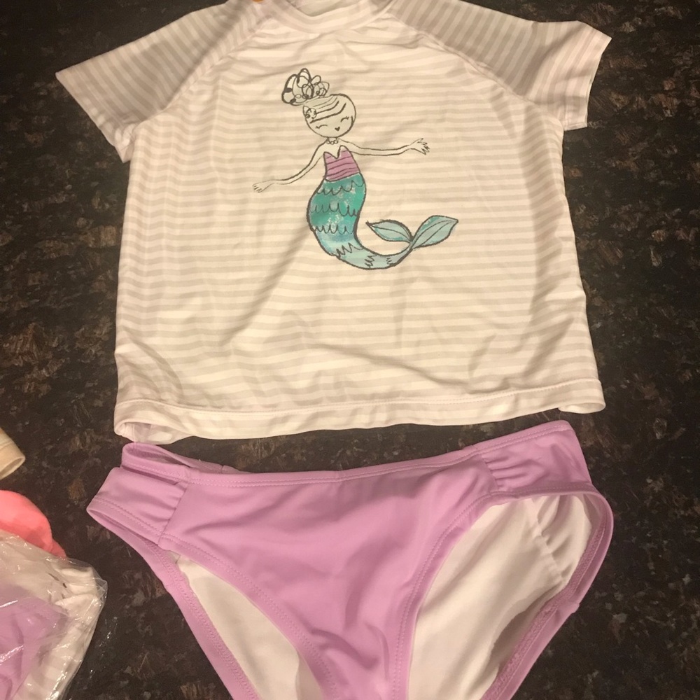 New 2 piece mermaid suit Gymboree - Picture 2 of 4